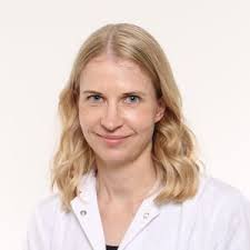 Lääkärit ja muut asiantuntijat