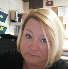 Where to donate prom dresses in Middletown?