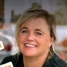 We hebben weer lekker geslingerd vandaag bij de Gemeente Almelo bij de  Slingerbeurs. Met Rosa en Shun Yie als echte ambassadeurs van De Twentse  Zorgcentra! Samen met collega's Nicole Ensink-Wolbers…