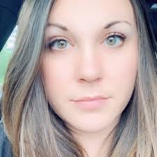 Heather Mikula's Instagram, Twitter & Facebook