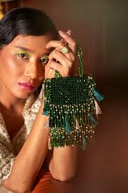 Under 10,000 exp shipping