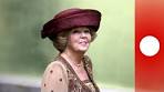Queen Beatrix makes farewell address on eve of abdication - YouTube