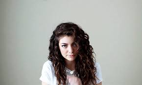 Royals is the lead single off lorde's 2012 breakout ep the love club. Lorde Royals Gifs Wifflegif