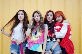 نتيجة بحث الصور عن صور روزي من بلاك بينك الكورية Black Pink Blackpink Members Korean Fashion Trends