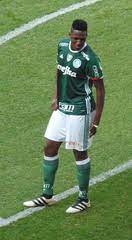 Explore and download more than million+ free png transparent images. File Yerry Mina Palmeiras Nov2016 Png Wikipedia