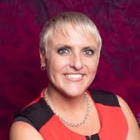 Mandy Stout's Instagram, Twitter & Facebook