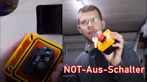 Er dient dazu, diese im gefahrenfall oder zur abwendung einer gefahr schnell in einen. Not Aus Schalter Not Halt Verdrahten Youtube