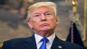 إن المشرعين سيصوتون على مشروع قرار يحث بنس وحكومته على عزل ترمب قبل محاكمته. ØªØ±Ù…Ø¨ ÙŠØ¹Ù„Ù† Ø­Ø§Ù„Ø© Ø§Ù„Ø·ÙˆØ§Ø±Ù‰Ø¡ Ø§Ù„ÙˆØ·Ù†ÙŠØ© Ù„Ù…ÙˆØ§Ø¬Ù‡Ø© ÙƒÙˆØ±ÙˆÙ†Ø§ ØµØ¯Ù‰ Ø§Ù„Ø¥Ø¹Ù„Ø§Ù… 2020 03 13