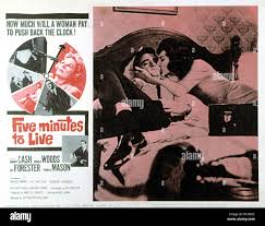 DOOR TO DOOR MANIAC, (aka FIVE MINUTES TO LIVE), Johnny Cash, Midge Ware,  1961 Stock Photo - Alamy