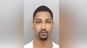 Man fires shot with stolen handgun during foot pursuit in Lincoln Heights