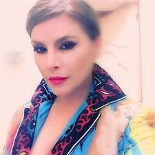 Olga Tañón oficial дадалі новае фота.