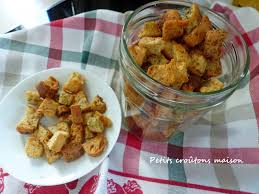 Petits Croutons Maison Croquant Fondant Gourmand En 2020 Croutons Maison Croutons Alimentation