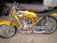 Foto modifikasi motor rx king modif terbaru by raja motor posted on november 30, 2016 april 5, 2020 sepeda motor rx king sudah memiliki reputasi belasan tahun sejak pertama kali diluncurkan pada tahun 1981 di indonesia. 22 Modifikasi Motor Rx King Ideas Motor King Yamaha