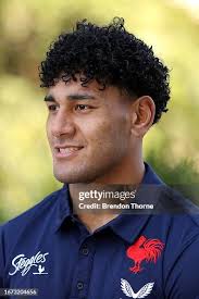 40 Photos & High Res Pictures