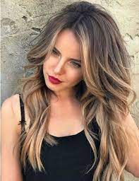 34 Cool And Classy Long Layered Hairstyles With Balayage Highlights For Women To Mesmerize Anyone Hair And Comb Easy Hairstyles For Long Hair Balayage Hair Hairstyle