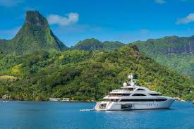 Luxury Yacht Charter, Sales & Management | Boatsters Black