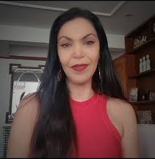 O livro Além dos Sentidos tem um toque de mistério e espiritualidade. Uma  história que faz bem para alma. Disponível na Amazon e nos melhores...