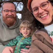 Who can fix a small section of chimney flashing in Nehalem, Manzanita, or  Wheeler?