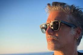 Por la situación de salud me despido, mientras el covid sigue, les pido que se. Alejandro Fernandez Sorprende Con Nuevo Look Platinado Publimetro Mexico