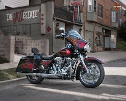 Newly redesigned for 2013, the harley® street bob model has been stripped down and refined to pure bobber essence. 2013 Harley Davidson Flhx Street Glide Review