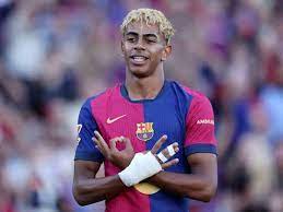 Nace una nueva era: Lamine Yamal heredará el '10' de Messi en el Barcelona | OneFootball