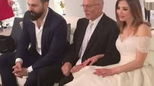 جدير بالذكر أن وفاء الكيلاني وزوجها تيم حسن نادرا ما يطلان على متابعهم وجمهورهم ببعض الصور من حياتهما الشخصية، وكان آخر ظهور لهما منذ شهر تقريبا عندما قاما بنشر بعض الصور الشخصية لهما أثناء تواجدهما بإحدى الدول الأوروبية لقضاء العطلة الصيفية الخاصة بهما. Ø¨Ø§Ù„ØµÙˆØ± Ø¹Ù‚Ø¯ Ù‚Ø±Ø§Ù† ØªÙŠÙ… Ø­Ø³Ù† ÙˆØ§Ù„Ø¥Ø¹Ù„Ø§Ù…ÙŠØ© ÙˆÙØ§Ø¡ Ø§Ù„ÙƒÙŠÙ„Ø§Ù†ÙŠ