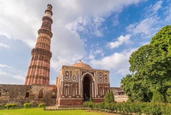 Qutub Minar, Delhi - History, Height, Ticket & Timings