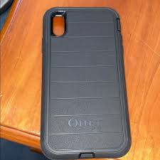 Handle your apple iphone 11 pro max/xs max easily with this black otterbox + pop symmetry case. Otterbox Other Iphone Xs Max Otterbox Defender Pro Case Black Poshmark