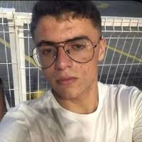 100+ "Fred Gomes" profiles