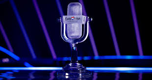 После того, как каждый исполнил свою песню, настало время для голосования. Hf7 Dohvq7hhm