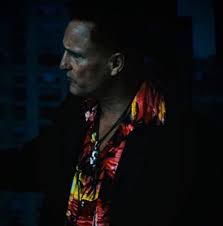 His father was sent jail in the allegation of a murder and then his mother was only who taught him the norms of life. Venom 2 Erster Blick Auf Woody Harrelson Als Cletus Kasady