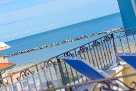 La location situato a rimini sul lungomare centrale, a poca distanza dalle discoteche, chiringuiti, soli 100 metri dal mare e dalla spiaggia libera, la posizione ideale per ragazzi! Le Migliori 10 Appartamenti A Rimini Nel 2021 Con Prezzi Case Vacanze E Case In Affitto A Rimini Italia Tripadvisor