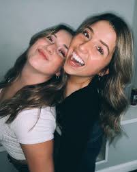 Julia Aiello (@aiello_o) • Instagram photos and videos