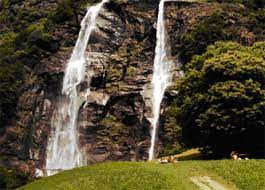 Acquafraggia (also acqua fraggia) is a short and frequently steep torrente, or seasonal stream, of the province of sondrio in lombardy, north italy. Acquafraggia Waterfall Lake Como Italy