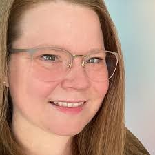 Deborah Schindler's Instagram, Twitter & Facebook