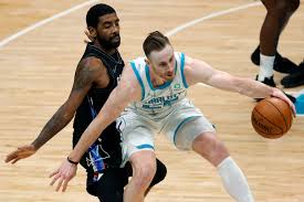 Berikut dikongsikan live streaming brooklyn nets vs charlotte hornets, nba basketball, apr 17, 2021 08:30 beserta keputusan yang akan dikemaskini dari semasa ke semasa. Gordon Hayward And The Hornets Hand Kyrie Irving And The Nets Their First Loss Of Season The Boston Globe
