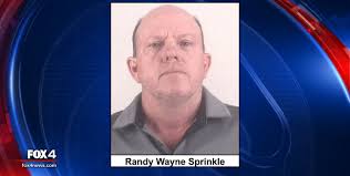 Contractor sentenced for defrauding Tarrant County homeowners out of more  than $300,000