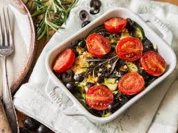 Aus Dem Ofen Auf Den Tisch Gebackener Feta Mit Krautern Rezept Gebackener Feta Rezepte Mit Feta Feta