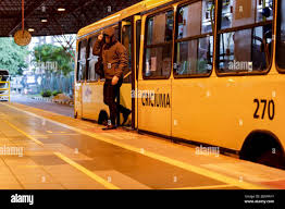 CRICIÚMA, SANTA CATARINA - 08062020 - Retorno dos ônibus em Santa  Catarina. Movimentação no terminal central de Criciúma, após a autorização  do gove Stock Photo - Alamy