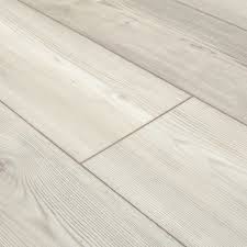 Wide x cut to length a cool, grey, weathered oak wood pattern a cool, grey, weathered oak wood pattern from trafficmaster. Pin On Ri Kitchen