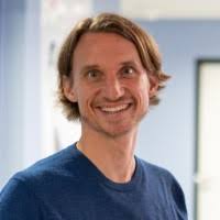 800+ perfiles de «Hoefling»