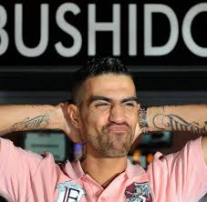 Bushido and kay one wrote and recorded fackeln im wind, which was dedicated to the germany national football team in honor of the 2010 fifa world cup and was released in june. Auf Cd Mit Karel Gott Ist Bushido Gut Bedient Welt