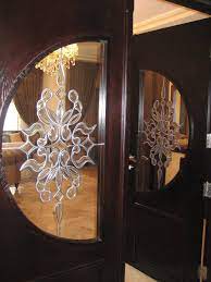 ابواب مرسومة باللريليف الملون ابواب خشبية بها زجاج معشق حواء wooden door design living room designs etch glass