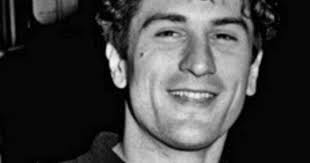 How Attractive Was Robert De Niro When He Was Young Girlsaskguys