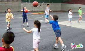 لعبة كرة اليد من الالعاب الرياضية للاطفال في الصيف بالعربي نتعلم Activities For Kids Fun Activities Activities