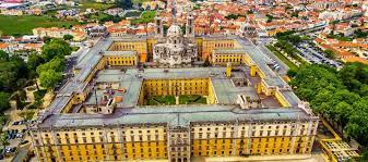 Palácio de mafra ), auch bekannt als das palastkloster von mafra und das königliche gebäude von mafra ( real edifício de mafra ), ist ein monumentales barockes und neoklassizistisches palastkloster in mafra , portugal 28 kilometer von lissabon entfernt. Victor S Portugal Palacio Nacional De Mafra