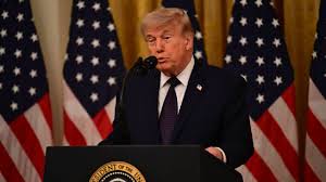Trump: İran'la ilgili son kararı vermek için durum odasına gidiyorum ABD  Başkanı Donald Trump, "İran'la birçok başlıkta anlaşma sağladıklarını  aktararak, "Şimdi, son kararı vermek üzere Durum Odası'nda bir toplantıya  gireceğim" değerlendirmesini yaptı.