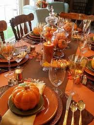 While it might be hard to move away from the traditions of turkey, potatoes and stuffing. Pin By Cynthia Craig On Fall Thanksgiving Table Settings Thanksgiving Table Decorations Fall Dinner Party