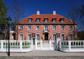 Potsdam Churchill Villa Potsdamer Konferenz Potsdam Conference Roof Architecture Architecture Roof Design