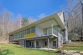 At carolina mountain homes, we have been helping clients to buy and sell their real estate since 1978. Stunning Modern Mountain Retreat Houses For Rent In Fairview North Carolina United States